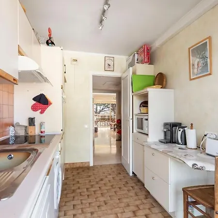 Vue Piscine, Proche Apartment Vallauris