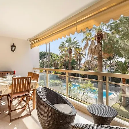 Apartment Vue Piscine, Proche *